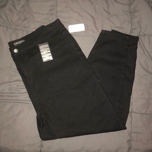 Plus size Forever21 black skinny jeans